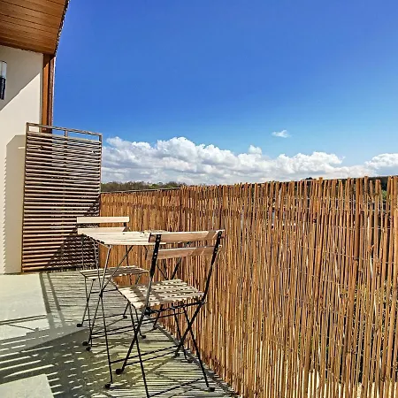 Le Ponton D'hydroland -