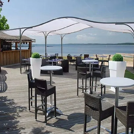 Le Ponton D'hydroland - Hotel